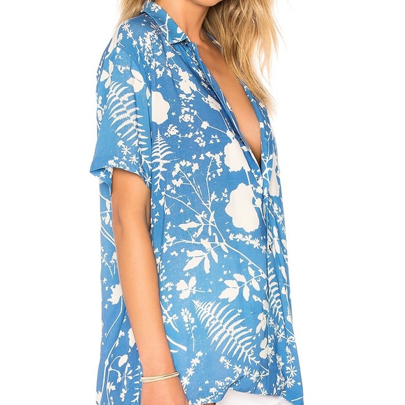 Double Rainbouu | Revolve Hawaiian Shirt | Size XS - Picture 2 of 7